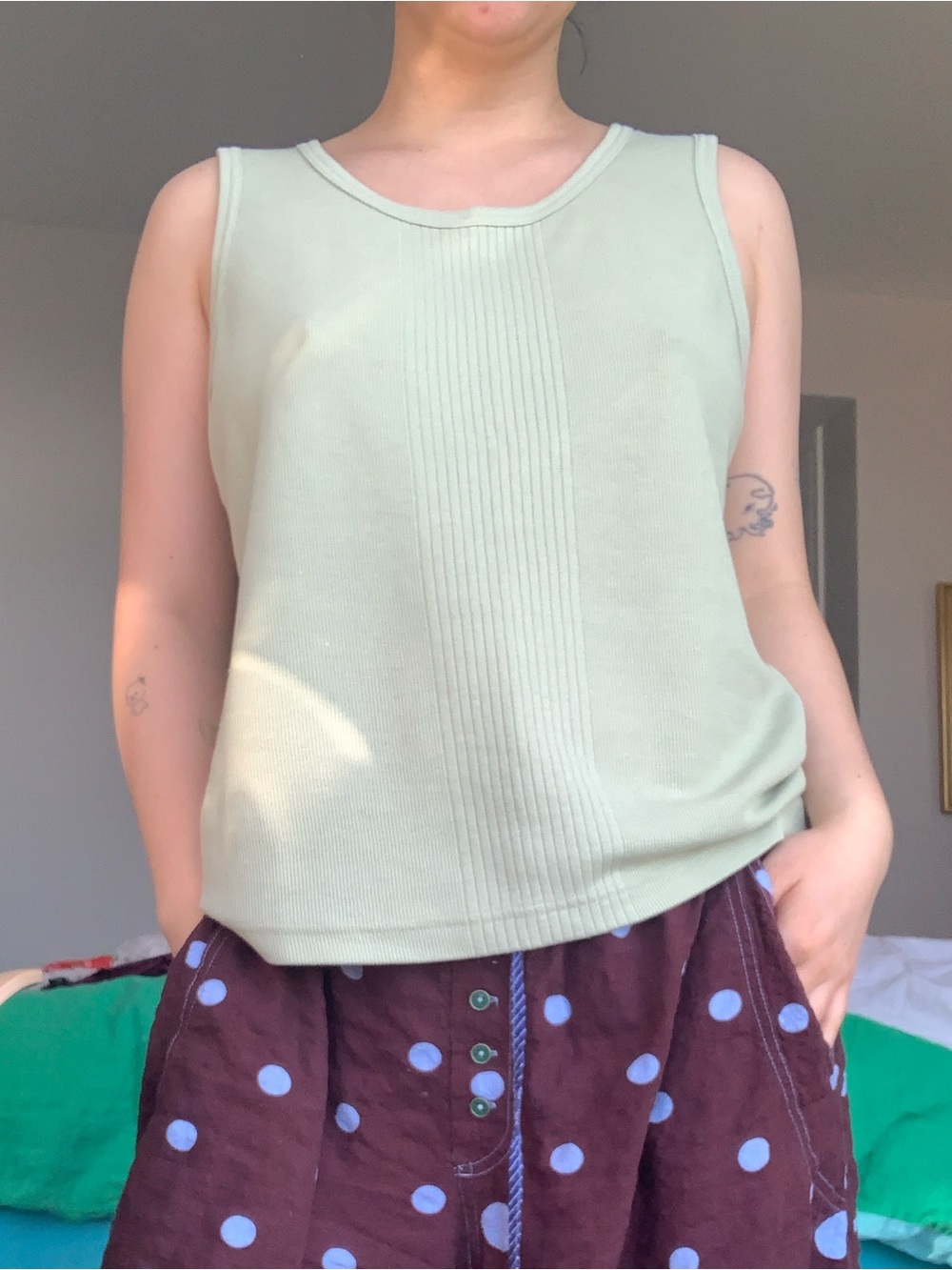 Light Green Ribbed Tank Top - Picture 5 of 6